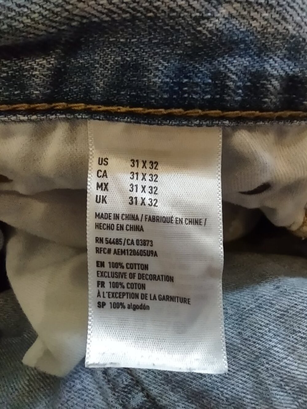 American Eagle Outfitters Distressed Jeans Men’s 31x32 Light Wash Ripped Denim - Picture 7 of 8